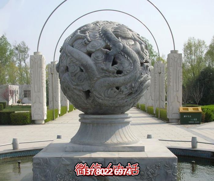 彰顯非凡風(fēng)采的鏤空龍浮雕噴泉石雕 彰顯非凡風(fēng)采的鏤空龍浮雕噴泉石雕