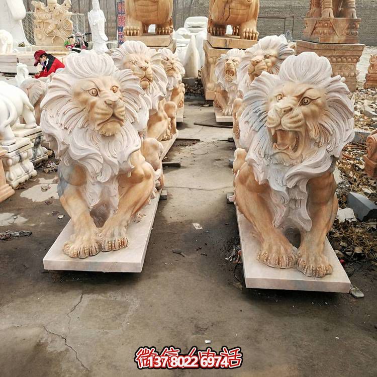 大理石石雕獅子雕塑，點(diǎn)綴晚霞紅園林景觀