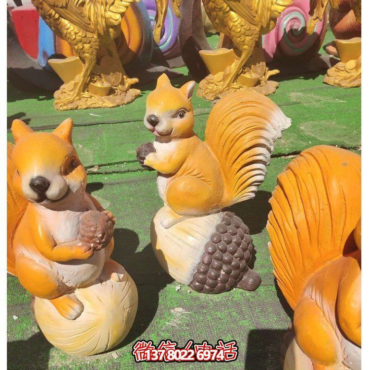 集游樂、景觀、動物園于一體的玻璃鋼仿真卡通動物游樂場