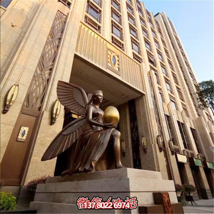 玻璃鋼仿銅西方女人物雕塑，為小區(qū)、寫字樓門前添彩
