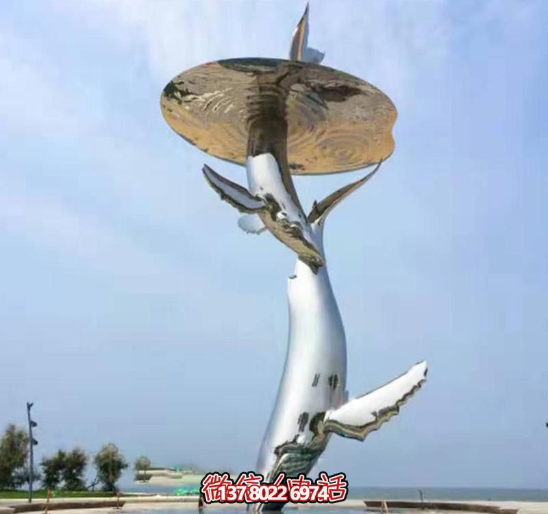 不銹鋼海豚雕塑，為戶外游泳添彩