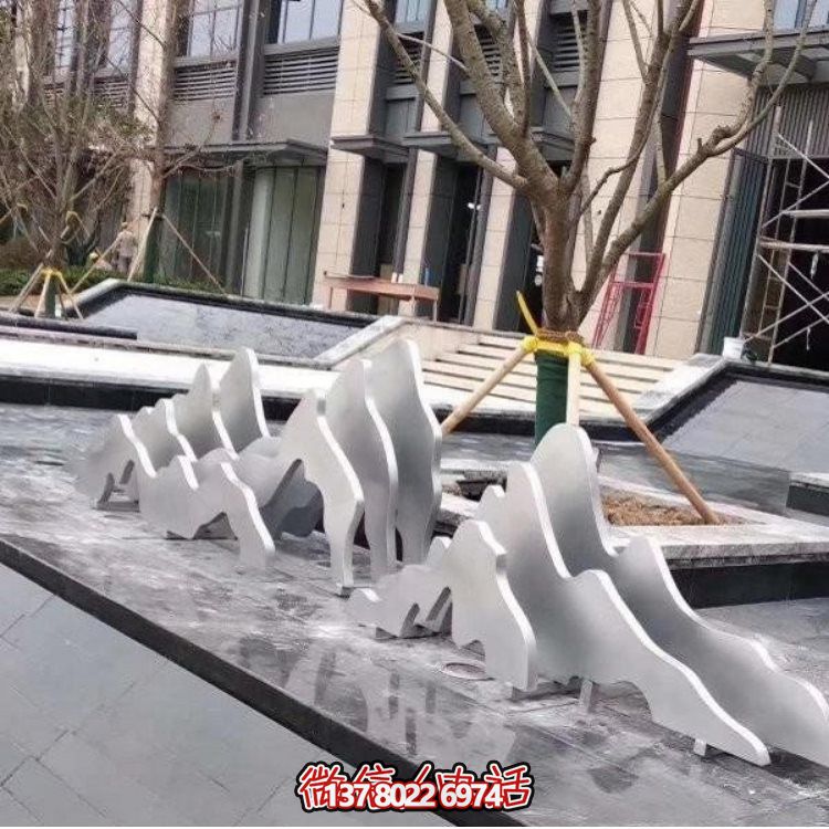 融合唯美抽象，完美裝點(diǎn)小區(qū)景觀的不銹鋼噴泉水池雕塑
