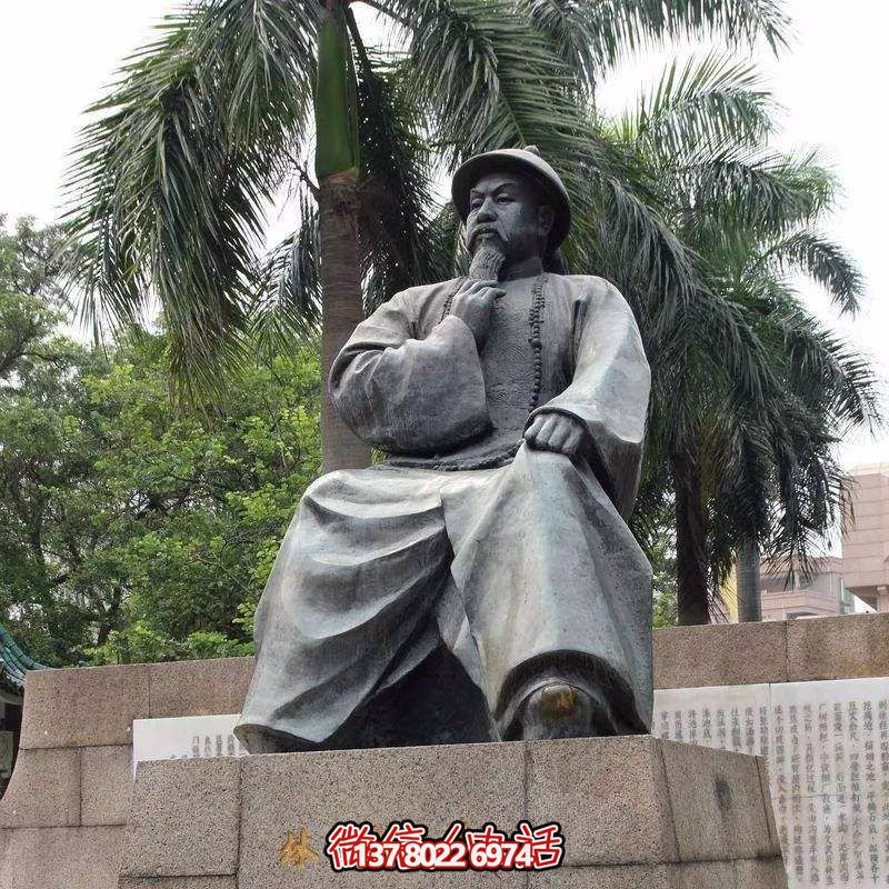 林則徐青銅雕塑像，讓?xiě)敉鈴V場(chǎng)擺放更有趣